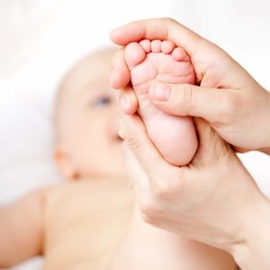 1442840282_nuzhno-li-delat-massazh-mladencu
